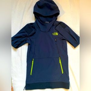 The North Face Boys Sz Youth Medium (10/12) Blue FLASHDRY-XD Jacket